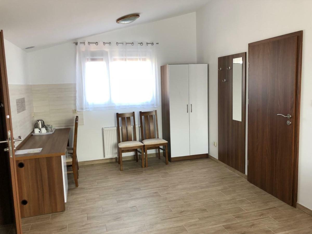 Posejdon Pokoje Goscinne Władysławowo Dış mekan fotoğraf